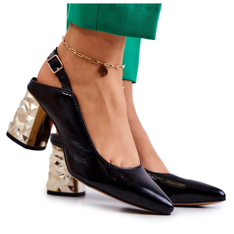 Bőr szivattyúk rúdon Maciejka 05427-01 Fekete aranysárga