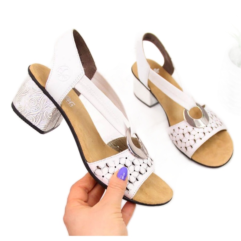 Bőr szandál gumival Rieker W RKR433 fehér