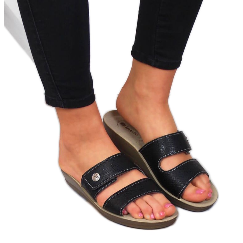 Tépőzáras Inblu W ARC10B fekete