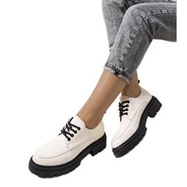 Bézs brogues Noralie traktortalppal