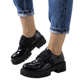 Fekete cipő Vellem traktortalpon