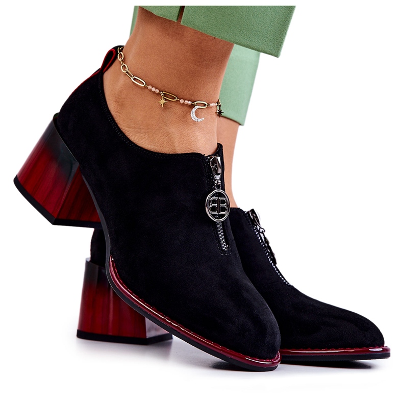 S.Barski Divatos velúr cipők egy fekete-piros Lorena-oszlopon