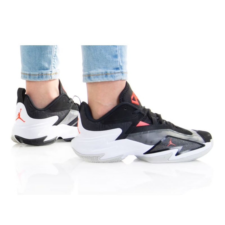 Nike One Take 3 (GS) W DC7702-001 cipő fekete