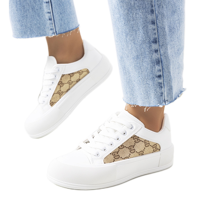 Fehér és barna tornacipők a Birkett platformon