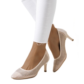 Bézs és arany áttört csapok aranysárga Bézs és arany áttört csapok aranysárga