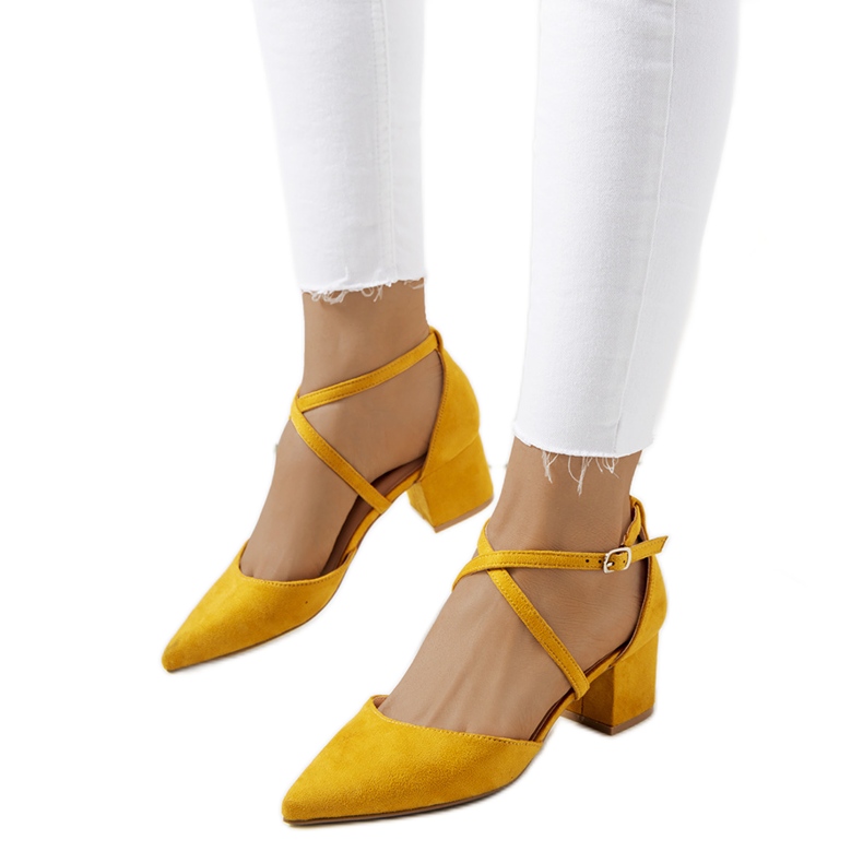 Sárga szivattyúk a Terra oszlopon