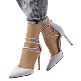 Szürke sarkú Glover pánttal