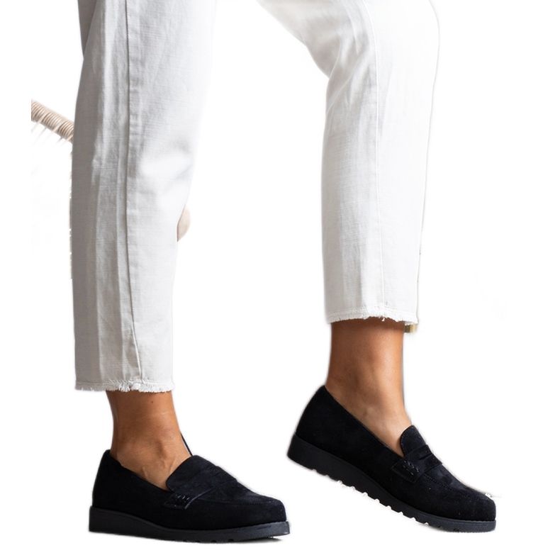 A márka fekete cipője Haydon