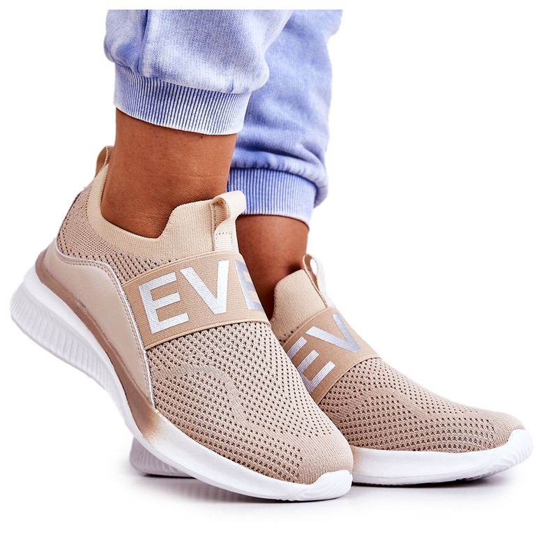 Vinceza Női sportcipők Slip-on bézs Lorane