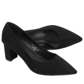 Szivattyúk a Durga Black poszton fekete