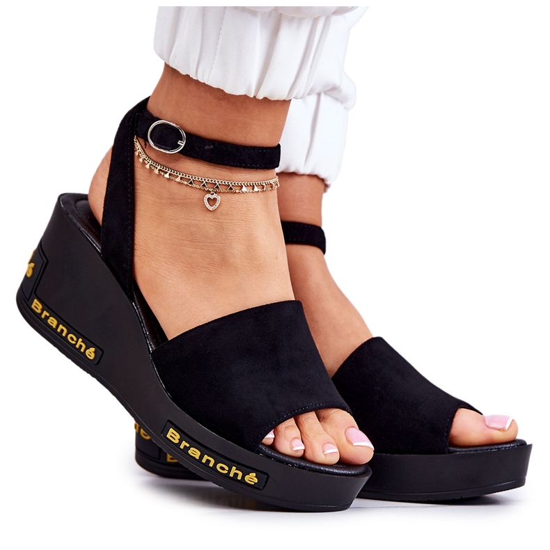 Vinceza Női velúr ékszandál fekete Cortena