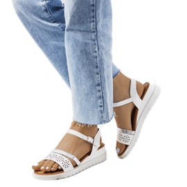 Cubbine női fehér szandál ezüst