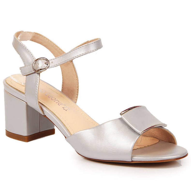 Sergio Leone ezüst szandál a poszton bézs