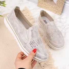 Női arany áttört bőrcipő Jezzi aranysárga Női arany áttört bőrcipő Jezzi aranysárga