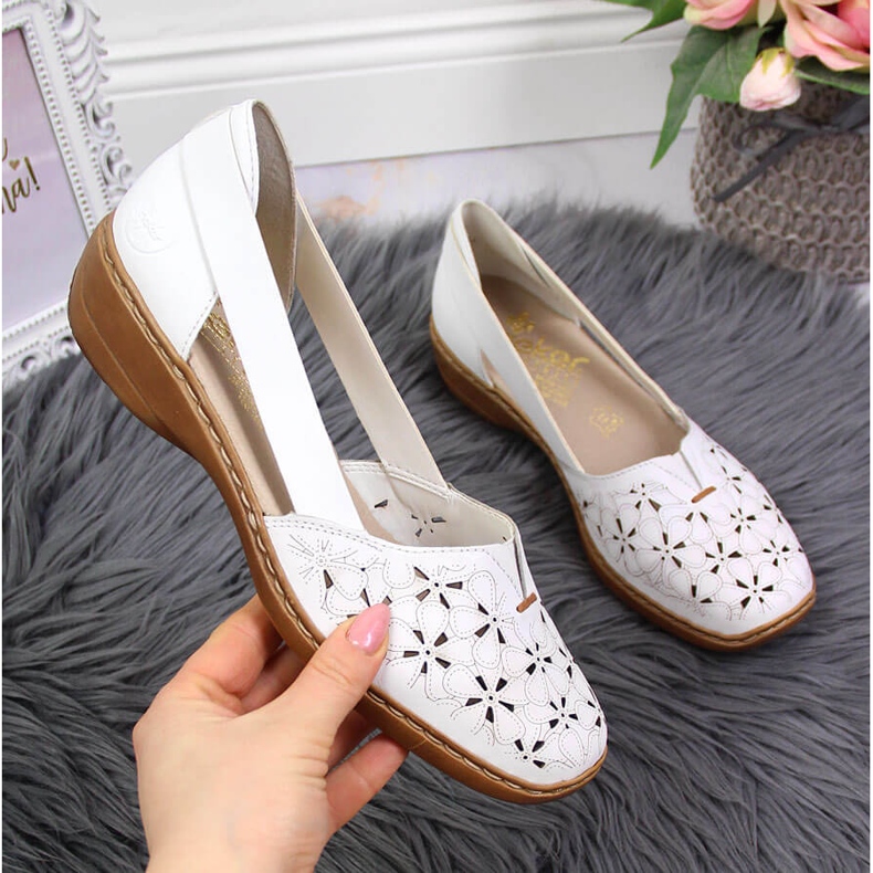 Női fehér áttört bőr cipő Rieker 41356