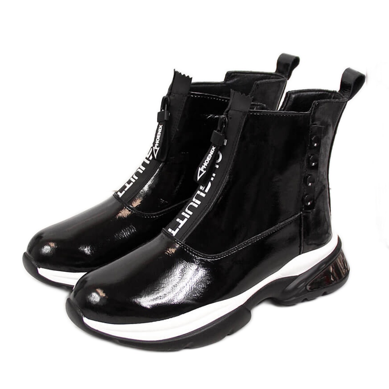 Női fekete lakkbőr tornacipő T.Sokolski