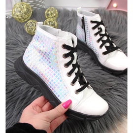 Lányok fehér holografikus csizma Kornecki 6814