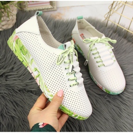 Női fehér bőr áttört cipő ékkel Artiker Női fehér bőr áttört cipő ékkel Artiker