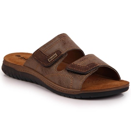 Kényelmes barna Inblu férfi papucs tépőzárral