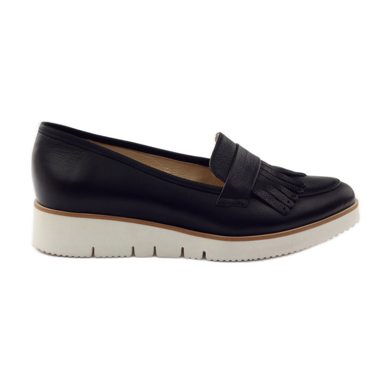 Fekete Neścior 057 női cipő