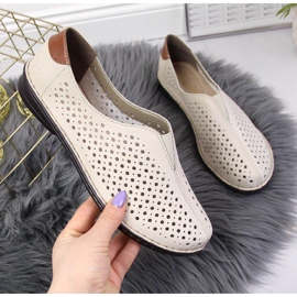 Női bézs áttört bőr cipő Rieker 48457