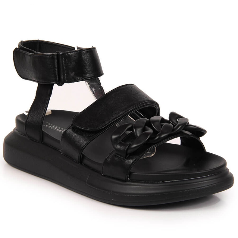 Fekete Laura La.Fi platformszandál