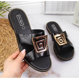 Fekete női papucs fekete Filippo díszítéssel Fekete női papucs fekete Filippo díszítéssel