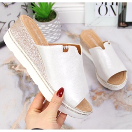 Ezüst női papucs éken T.Sokolski