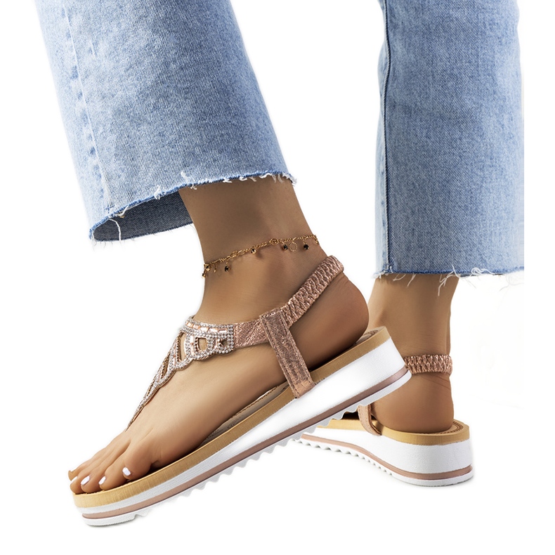 Rózsaszín Ahola platformszandál