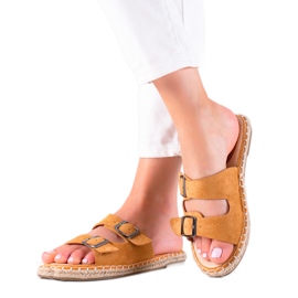 Cm Paris Csatos papucs barna