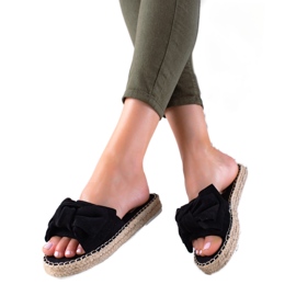 TRENDI Papucs szalmaplatformon fekete TRENDI Papucs szalmaplatformon fekete