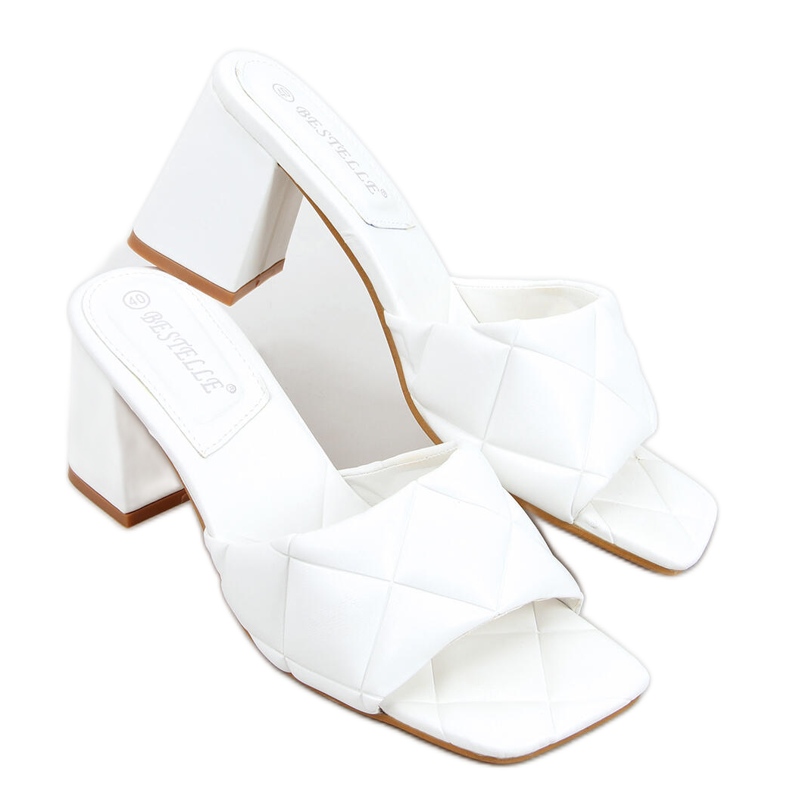 Széles sarkú papucs Helen White fehér