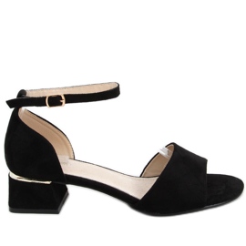 Ursula fekete magas sarkú szandál