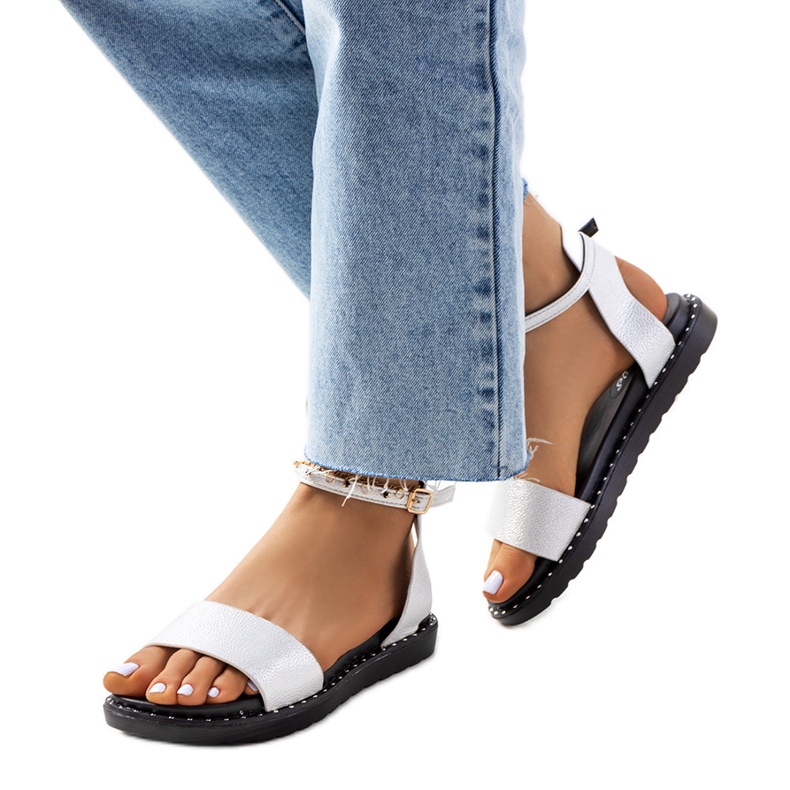 Perunka női fehér szandál Perunka női fehér szandál