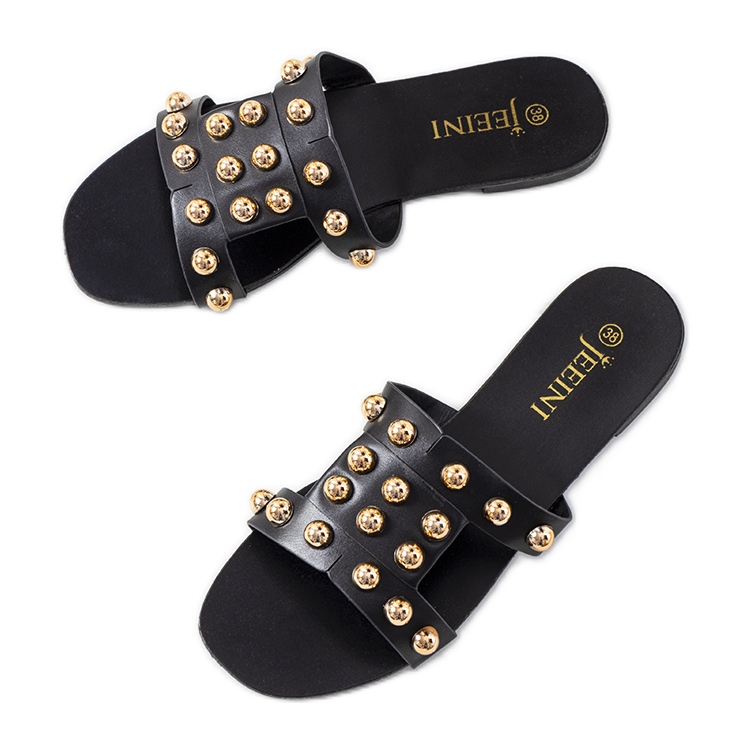 Fekete papucs dekoratív Amparo szegecsekkel