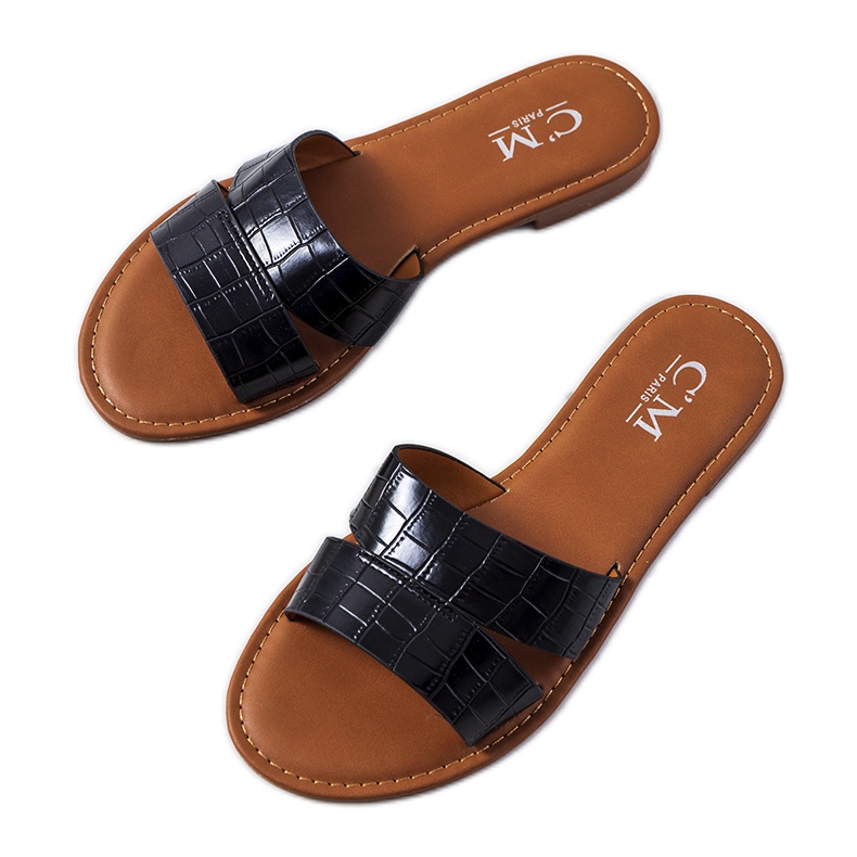 Mila elegáns fekete papucsai