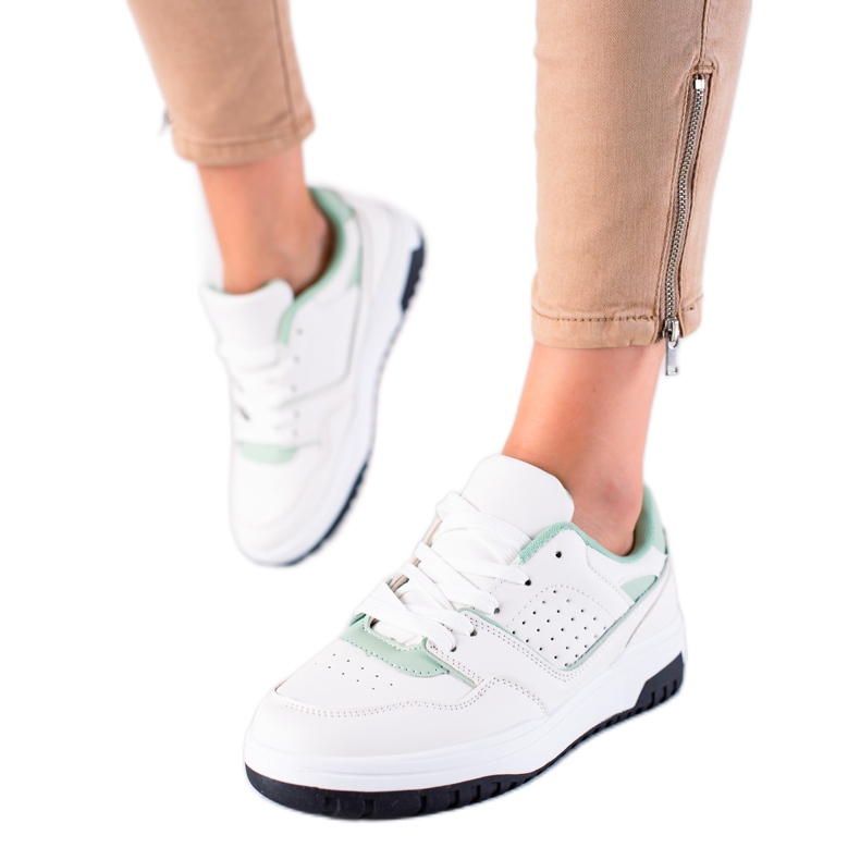 DK Sportcipők a platformon zöld