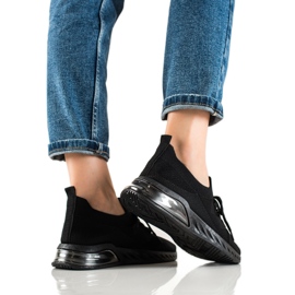 DK Fekete sportcipő