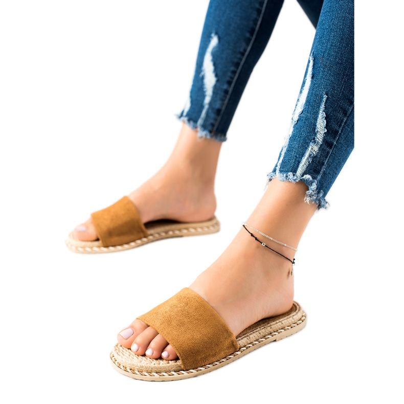 Cm Paris Alkalmi bézs papucs barna