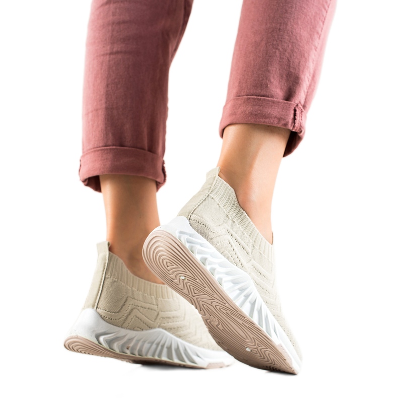 DK Csúsztatható sportcipő bézs