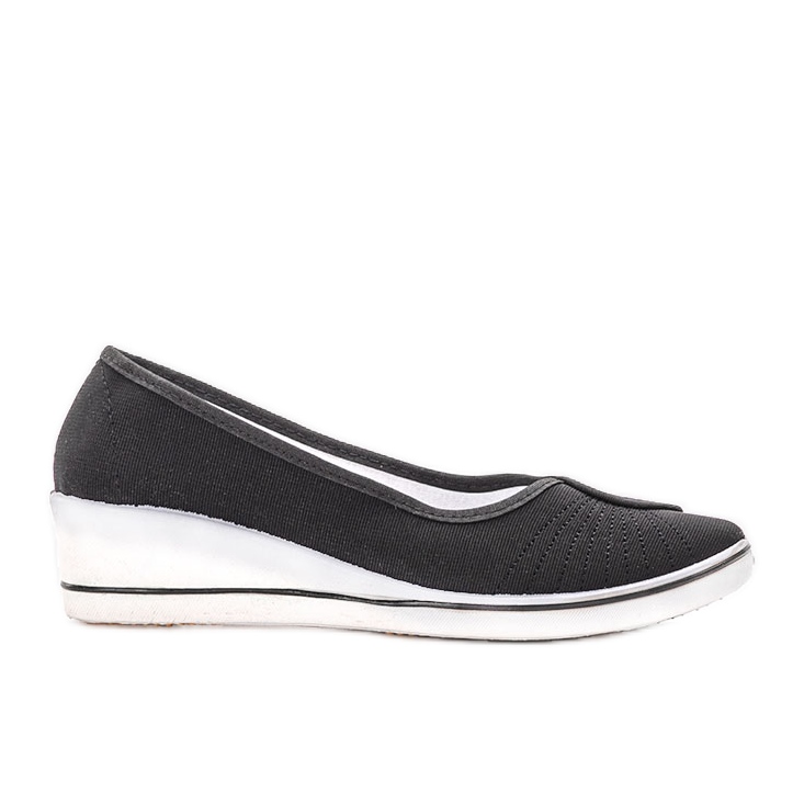 Fekete tornacipő a Denison wedge heel-től