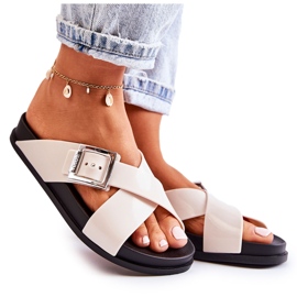 Női gumipapucs ZAXY JJ285057 Fehér Női gumipapucs ZAXY JJ285057 Fehér