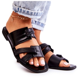 Kényelmes bőr női papucs Maciejka 05549-01 Fekete