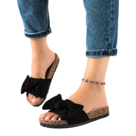 Queentina Velúr papucs íjjal fekete