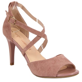 Rózsaszín szandál magassarkún W Sergio Leone
