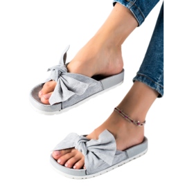 SHELOVET Divatos papucs masnival szürke SHELOVET Divatos papucs masnival szürke