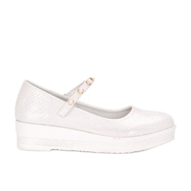 Kuiper gyerek fehér balerinák Kuiper gyerek fehér balerinák