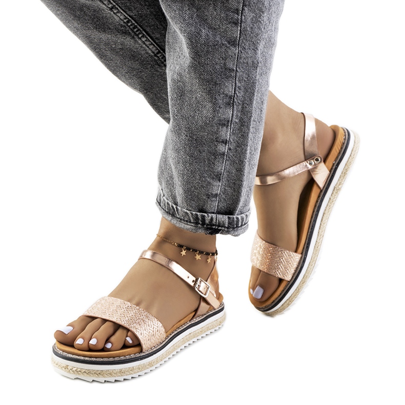 Arany szandál díszes Acton platformon aranysárga Arany szandál díszes Acton platformon aranysárga