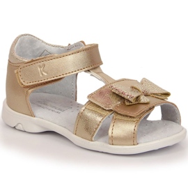 Tépőzáras szandál Kornecki Jr KOR6309 arany aranysárga