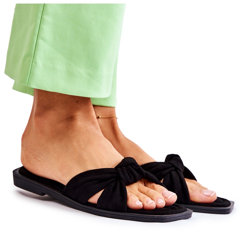 PG1 Divatos női velúr fekete papucs Lorrie